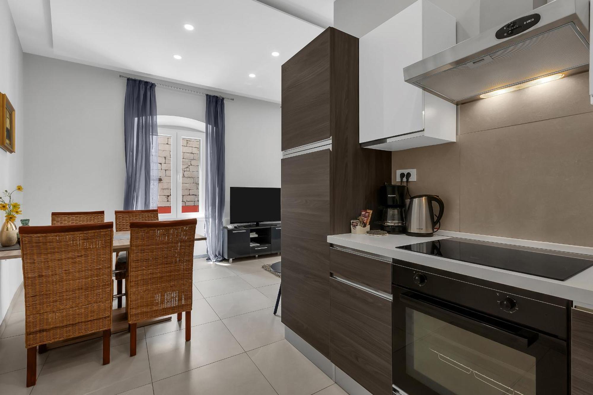City Center Apartment Dvor Kalalarga マカルスカ エクステリア 写真