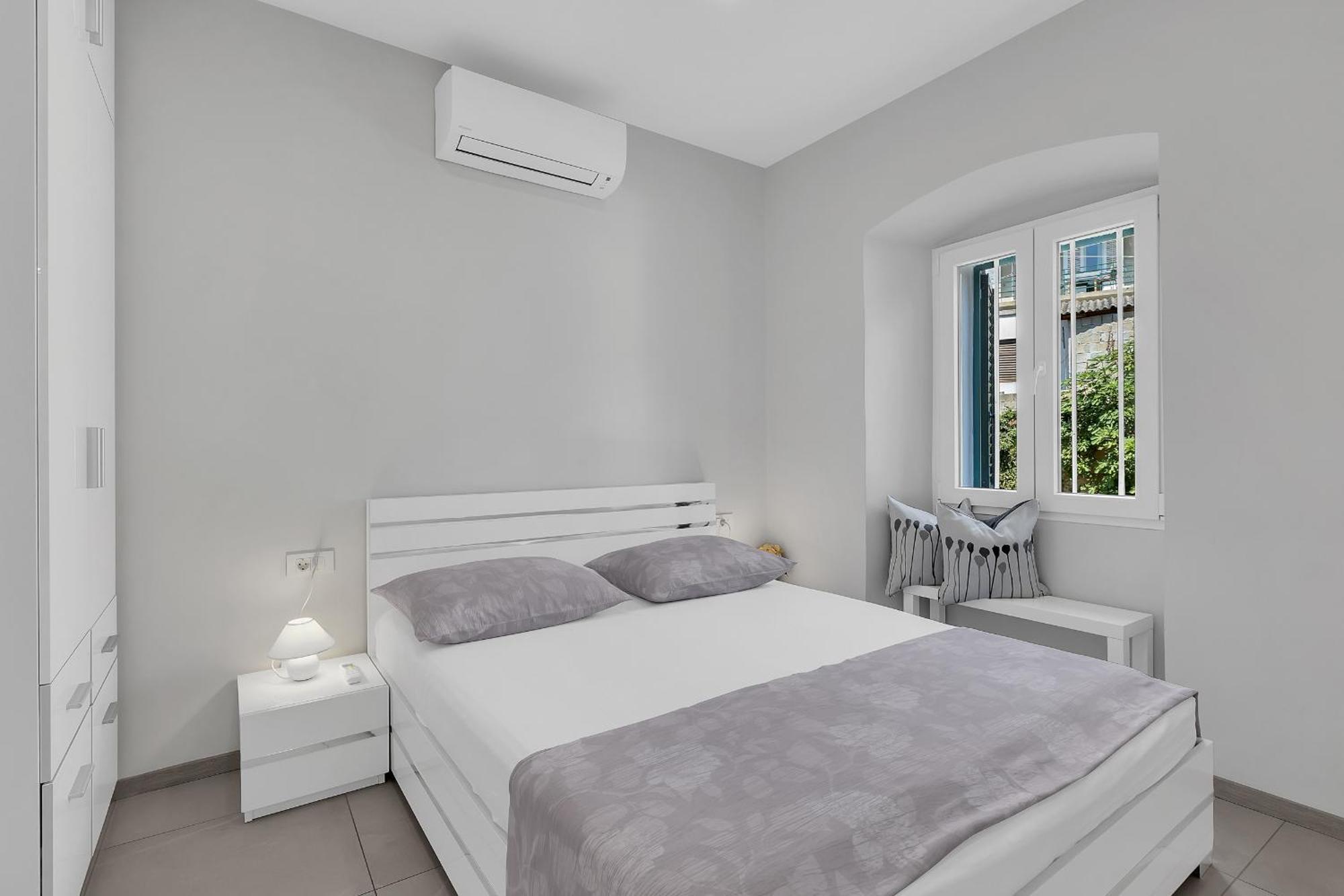 City Center Apartment Dvor Kalalarga マカルスカ エクステリア 写真