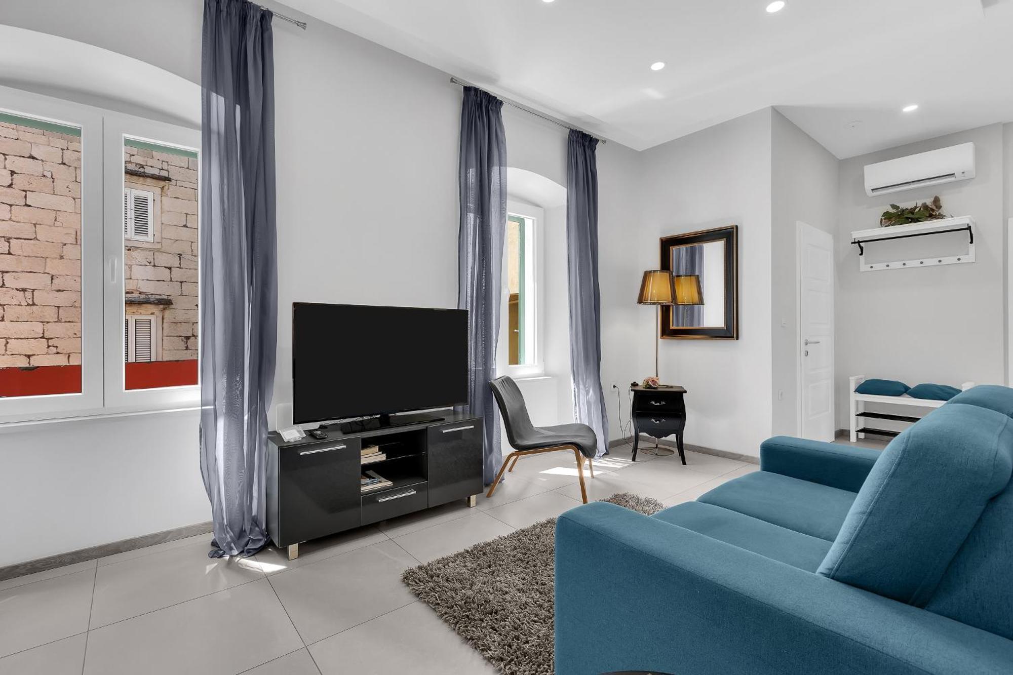 City Center Apartment Dvor Kalalarga マカルスカ エクステリア 写真