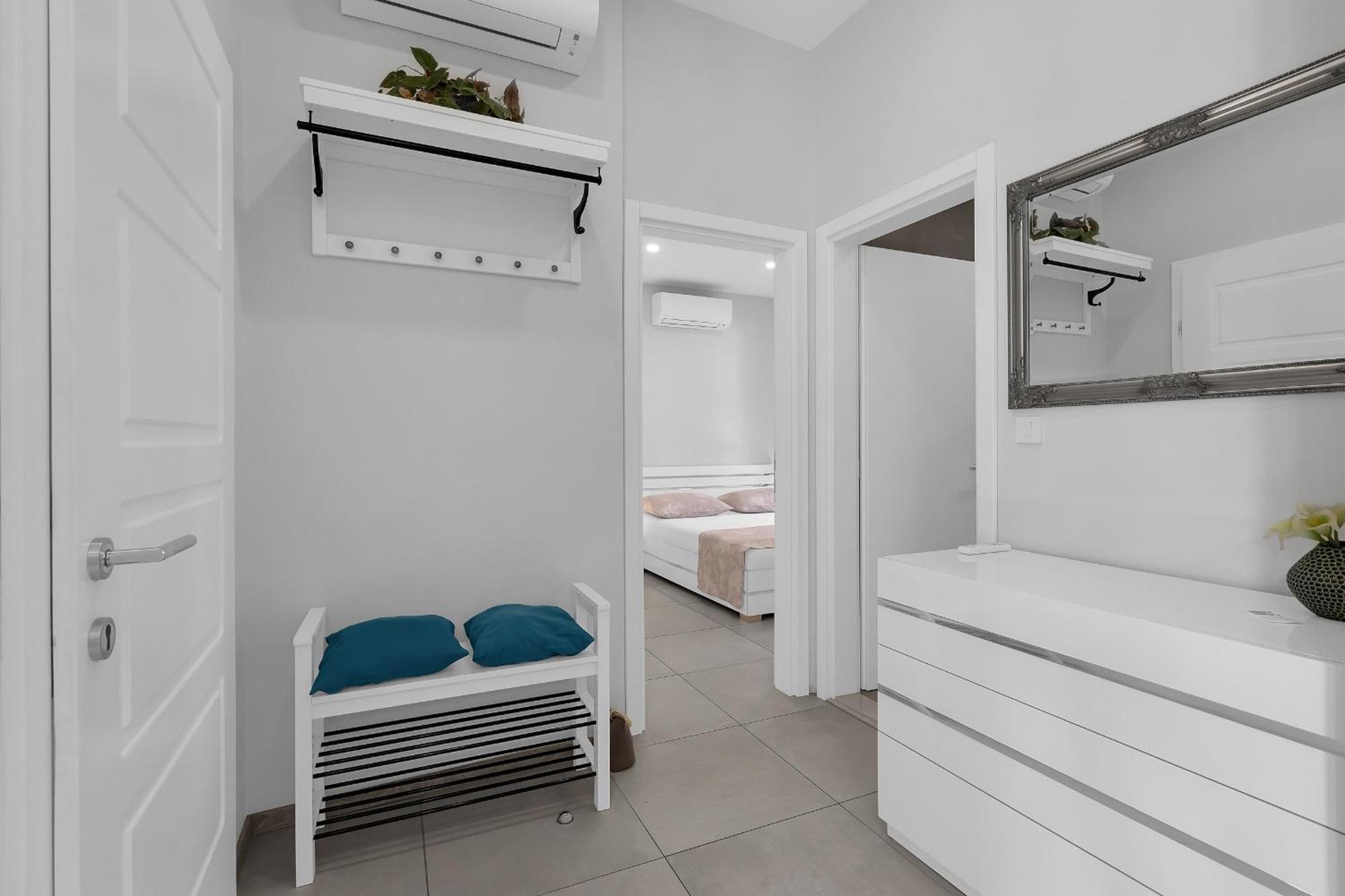City Center Apartment Dvor Kalalarga マカルスカ エクステリア 写真