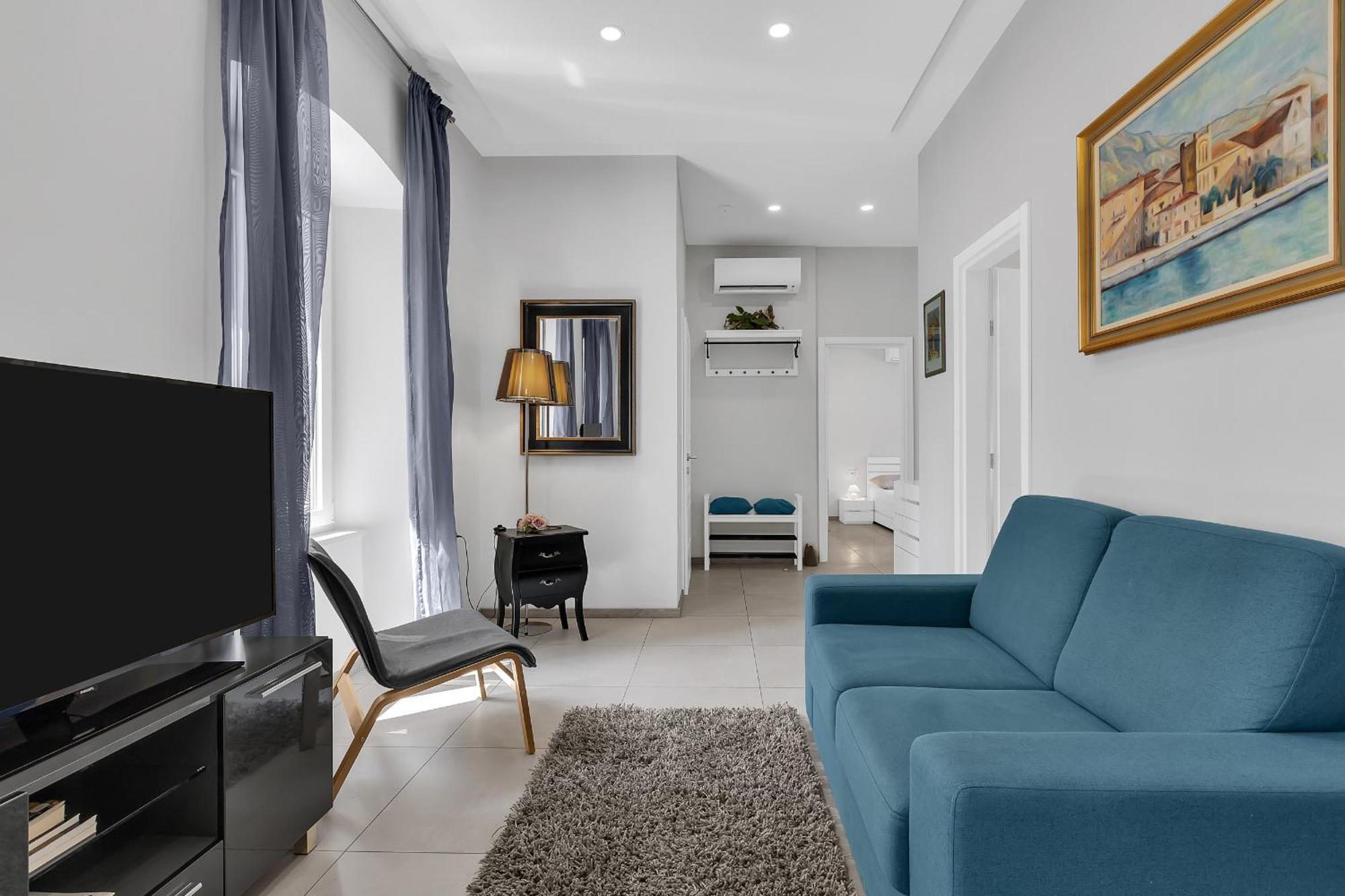 City Center Apartment Dvor Kalalarga マカルスカ エクステリア 写真